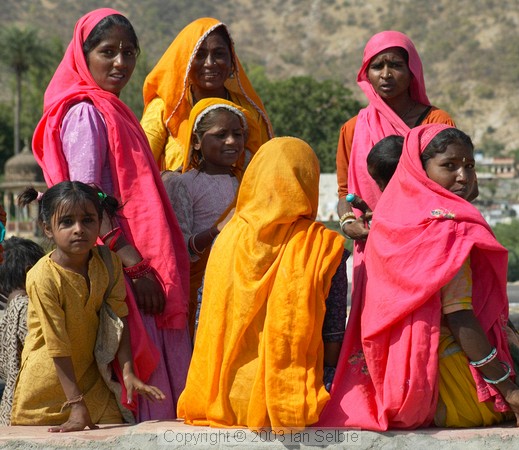 Brightly dressed women, Jaipur