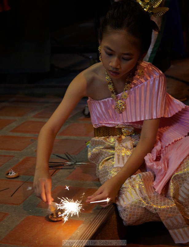Loi Krathong (Floating Lantern) Festival, Chiangmai, Thailand