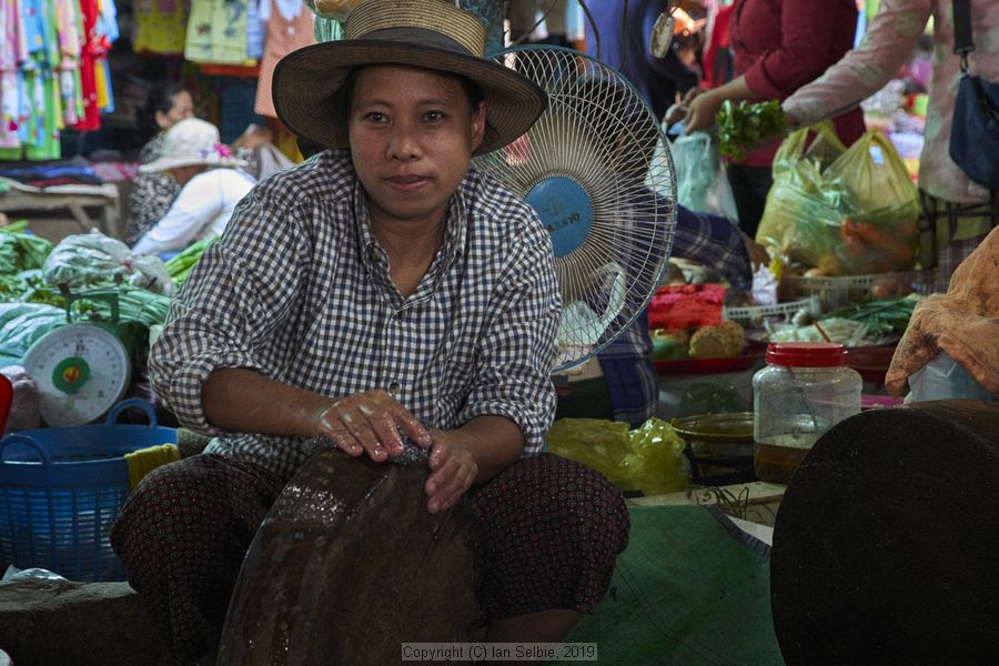 Psar Kraoum Market, Siem Reap, Cambodia