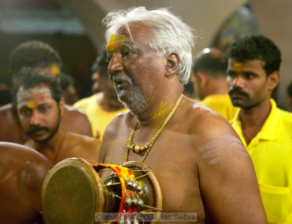 Thimithi (fire walking) ceremony, Singapore 2003